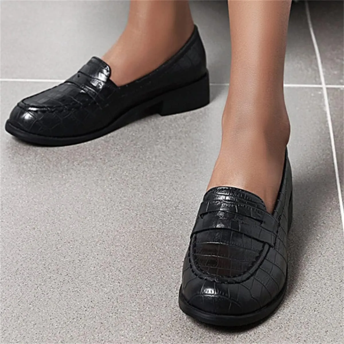 Betastella Women's Low Heel Loafers Chunky Pull On Pumps