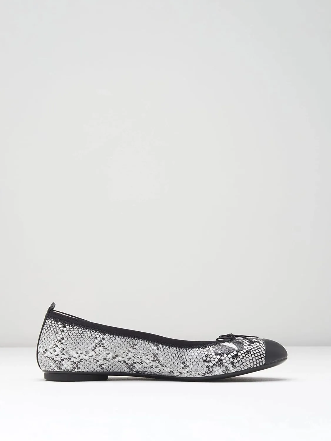 Bloch Women's Astra Ballet Flat