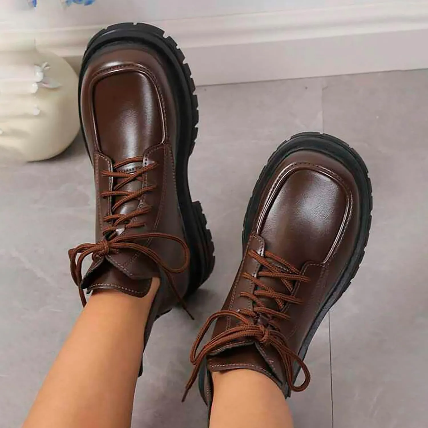 Crzidha Chunky Bottom Ankle Boots for Women,High Top Lace Up Leather Boots Waterproof Non-Slip Lug Sole Chelsea Booties Lightweight Casual Winter Fall Walking Flat Shoes