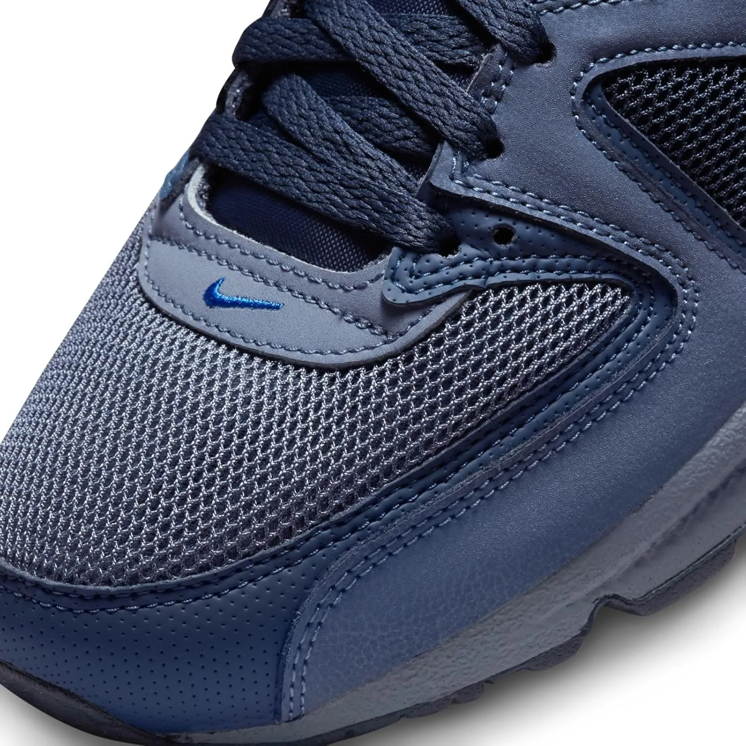 Nike Men's Fashion Sneakers
