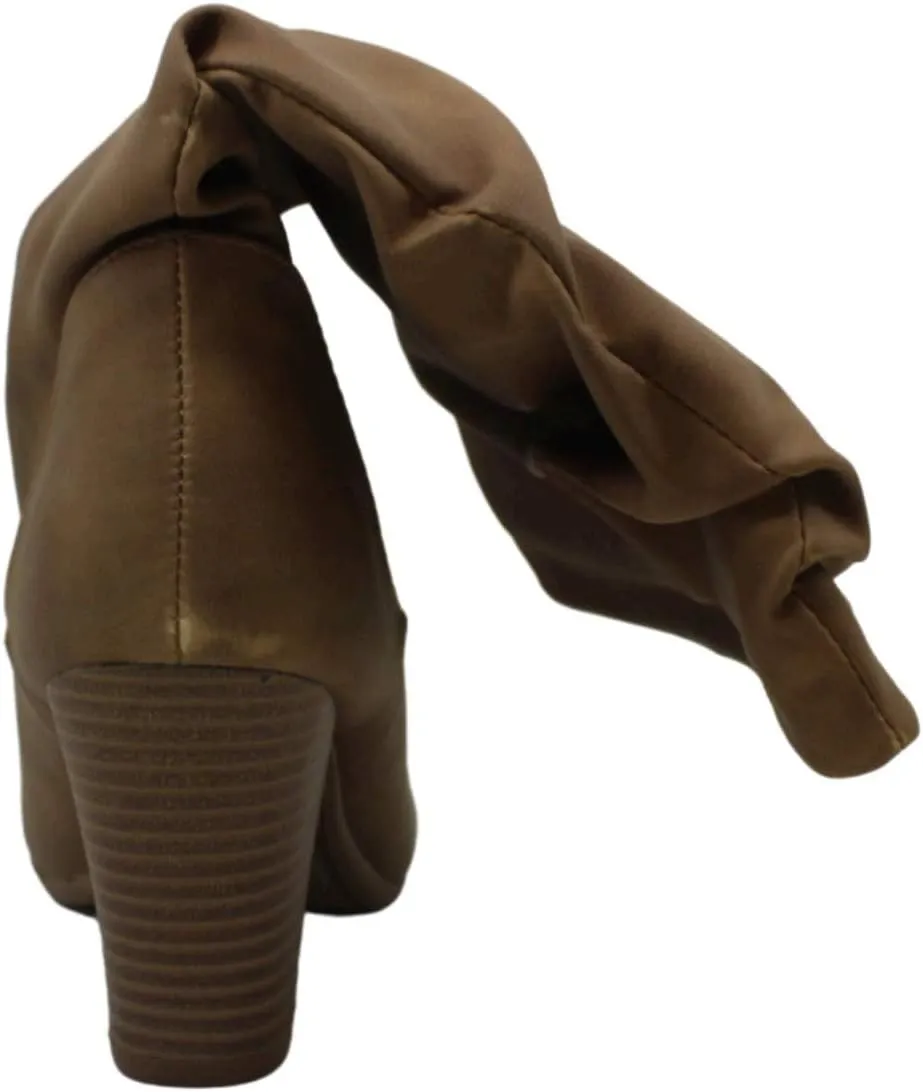 XOXO Womens Strasburg Faux Leather